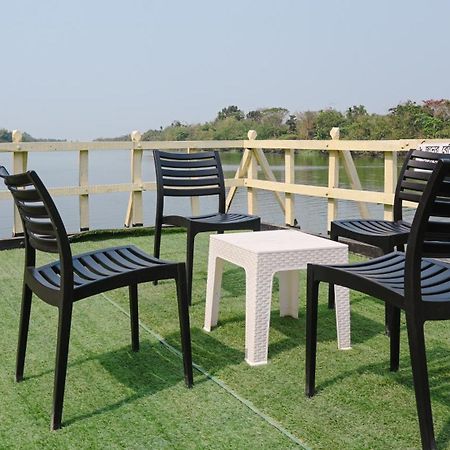 Damodar River Retreat, Uluberia Uluberiya Kültér fotó