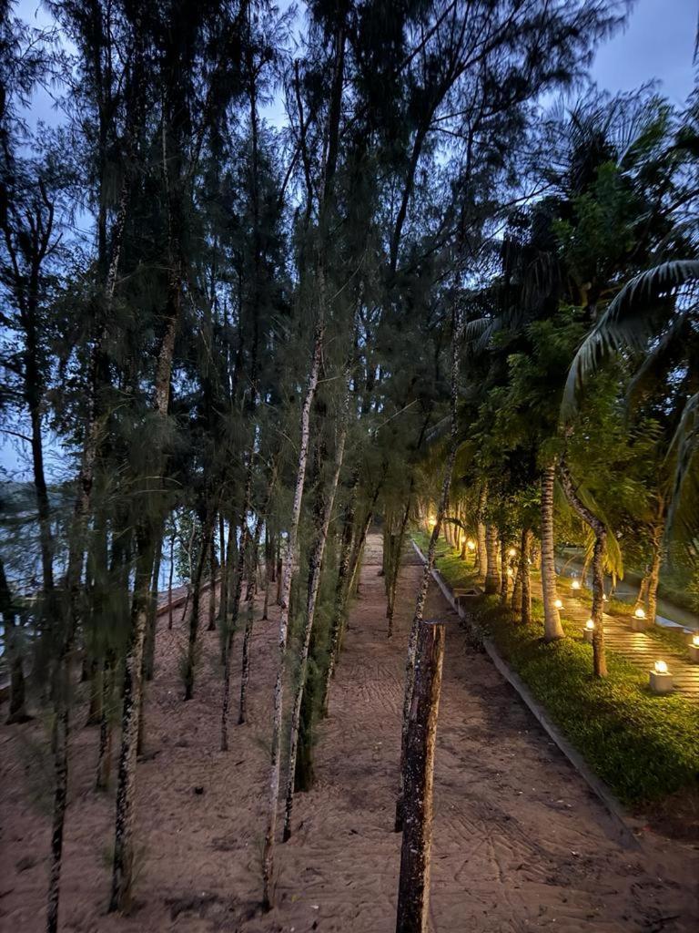 Damodar River Retreat, Uluberia Uluberiya Kültér fotó