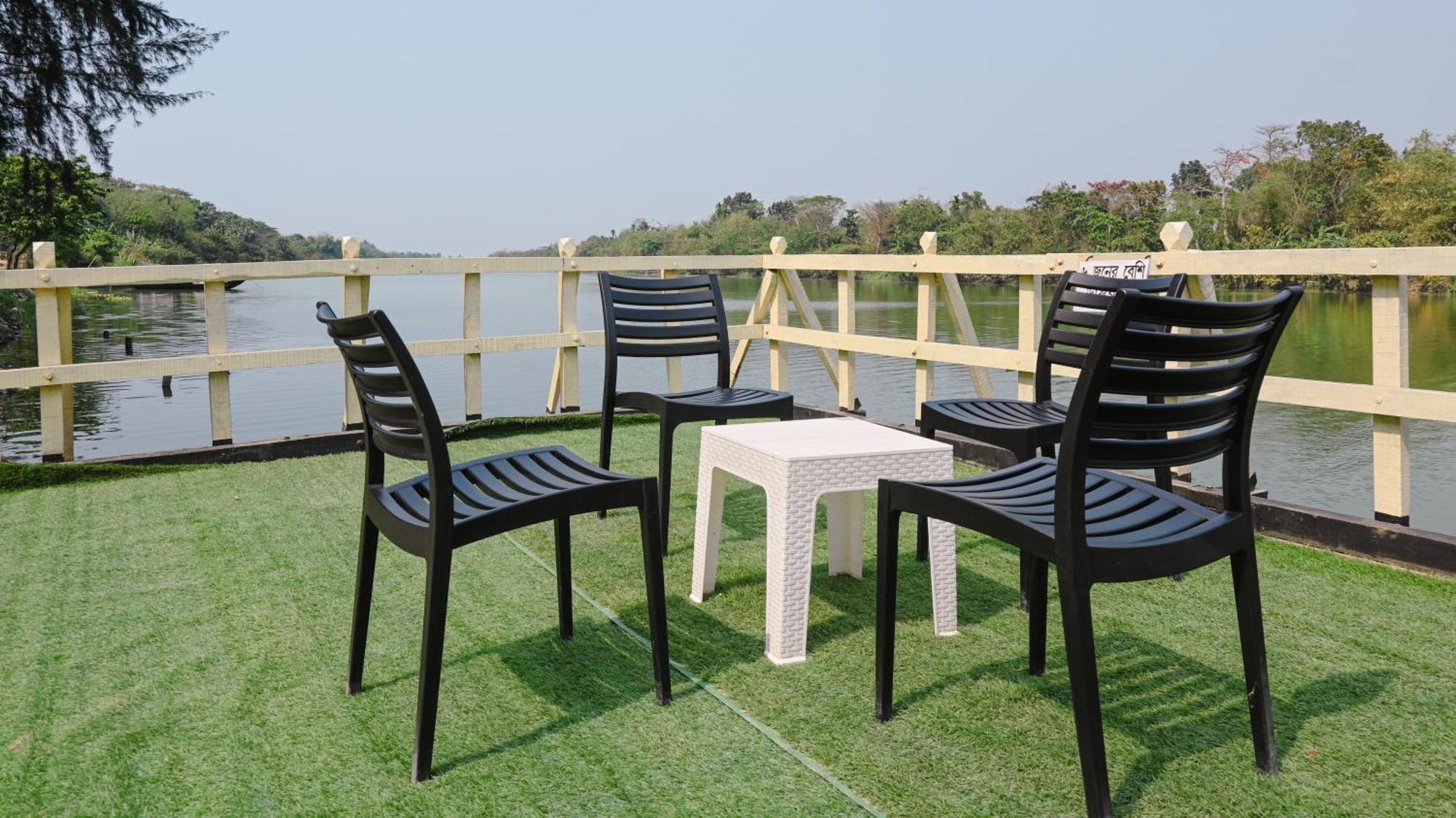 Damodar River Retreat, Uluberia Uluberiya Kültér fotó