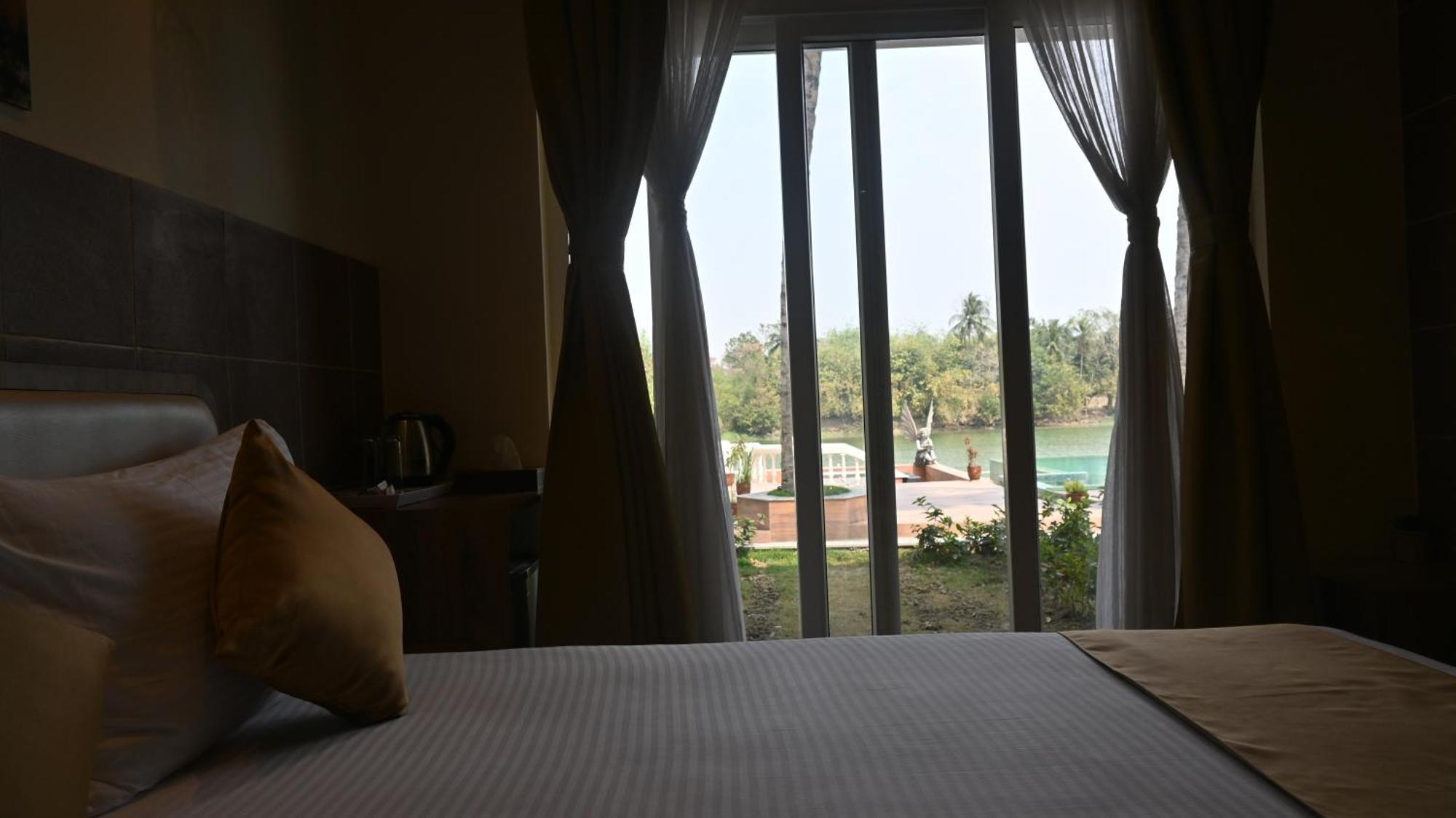 Damodar River Retreat, Uluberia Uluberiya Kültér fotó