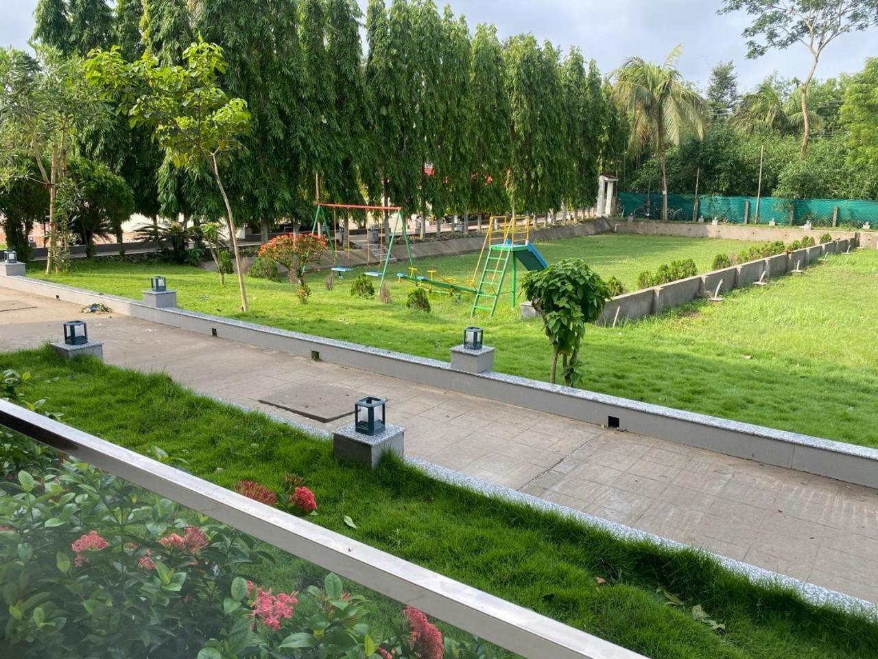 Damodar River Retreat, Uluberia Uluberiya Kültér fotó